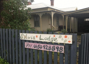 Sylvia Lodge Budget Accommodation